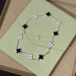 Van Cleef & Arpels Vintage Alhambra 10 Motifs Onyx & Diamond Alternating Necklace