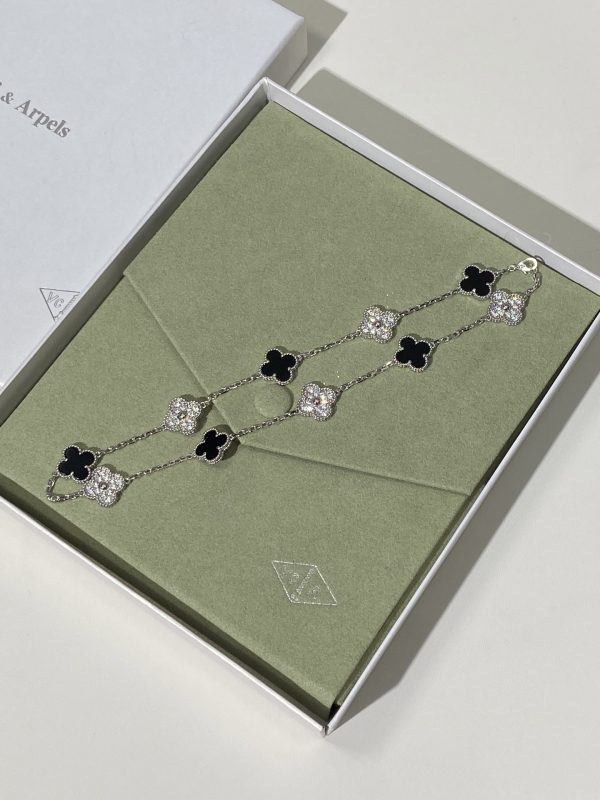 Luxury Inspired Jewelry Vintage Alhambra 10 Motifs Onyx & Diamond Alternating Necklace - Image 5