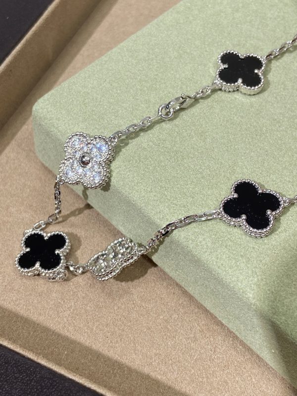 Luxury Inspired Jewelry Vintage Alhambra 10 Motifs Onyx & Diamond Alternating Necklace - Image 3