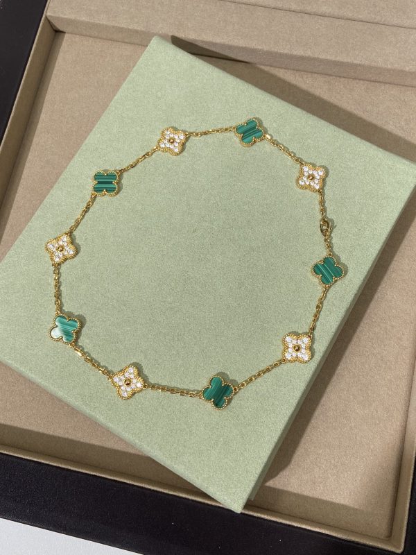 Luxury Inspired Jewelry Vintage Alhambra 10 Motifs Malachite & Diamond Alternating Necklace - Image 2