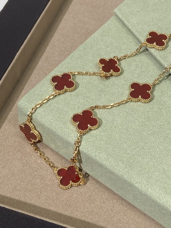 Luxury Inspired Jewelry Vintage Alhambra 10 Motifs Carnelian Necklace - Image 3