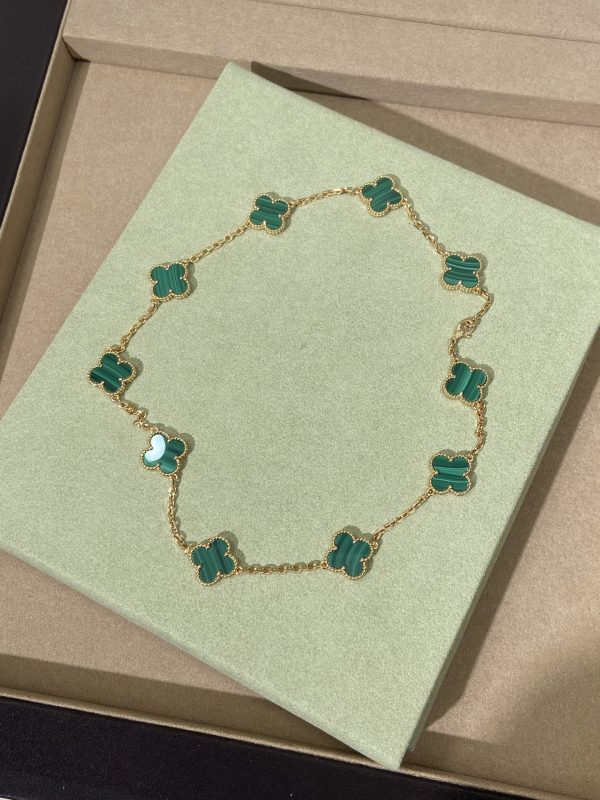 Luxury Inspired Jewelry Vintage Alhambra 10 Motifs Malachite Necklace - Image 2