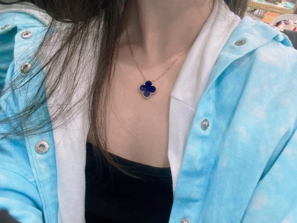 Luxury Inspired Jewelry Vintage Alhambra Blue Chalcedony Clover Necklace - Image 8