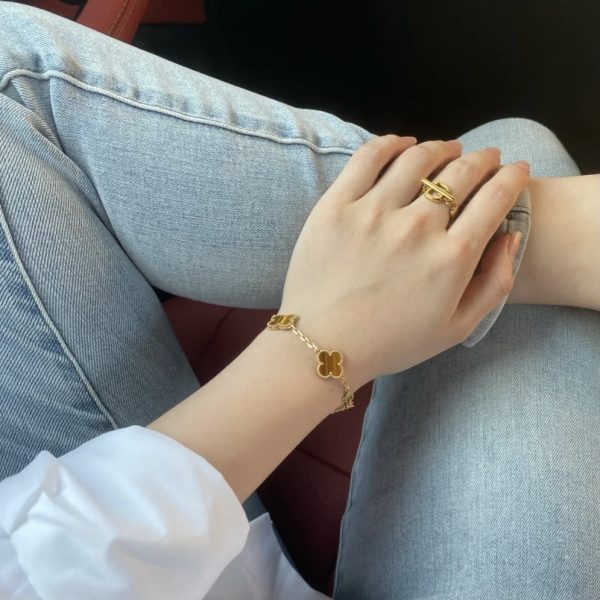 Luxury Inspired Jewelry Vintage Alhambra 5 Motifs Tiger's Eye Bracelet (Gold Tone) - Image 8