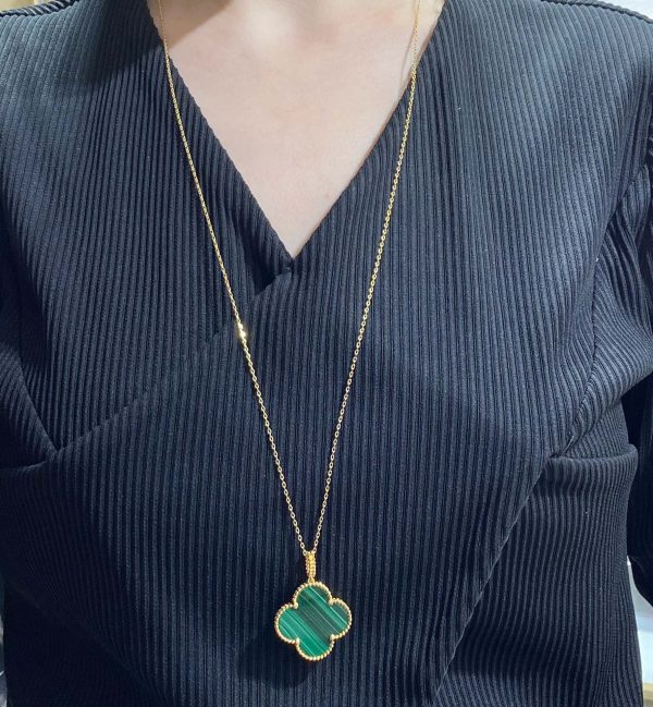 Luxury Inspired Jewelry Vintage Alhambra Large Natural Malachite Clover Necklace - Image 7