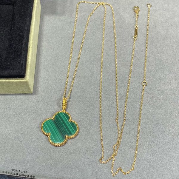 Luxury Inspired Jewelry Vintage Alhambra Large Natural Malachite Clover Necklace - Image 6