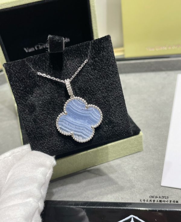 Luxury Inspired Jewelry Vintage Alhambra Large Natural Blue Lace Agate Clover Necklace (Silver Tone) - Image 4