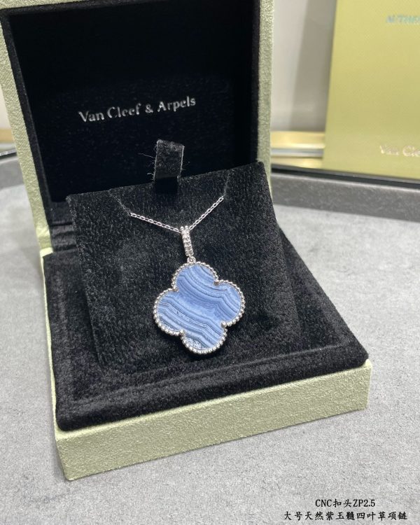 Luxury Inspired Jewelry Vintage Alhambra Large Natural Blue Lace Agate Clover Necklace (Silver Tone) - Image 5