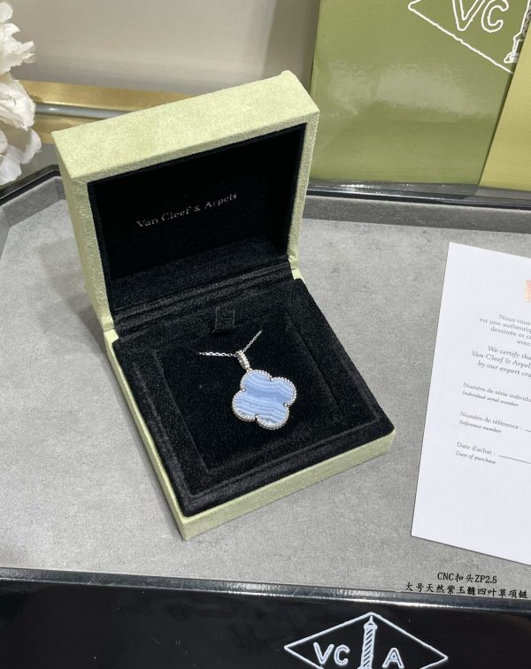 Luxury Inspired Jewelry Vintage Alhambra Large Natural Blue Lace Agate Clover Necklace (Silver Tone) - Image 6