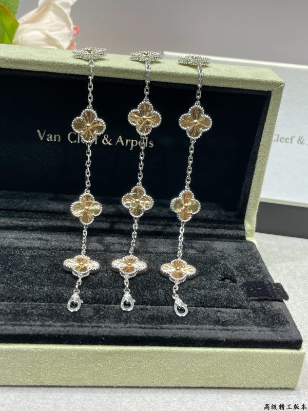 Luxury Inspired Jewelry Vintage Alhambra 5 Motifs Guilloché Bracelet (Two-Tone) - Image 3