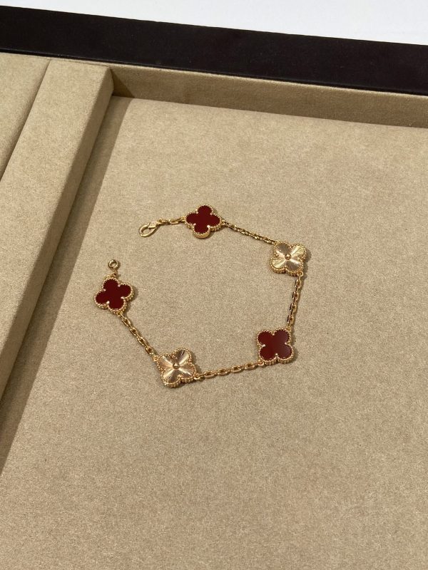 Luxury Inspired Jewelry Vintage Alhambra 5 Motifs Carnelian & Guilloché Bracelet (Gold Tone) - Image 2