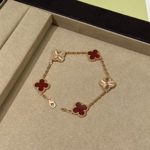 Luxury Inspired Jewelry Vintage Alhambra 5 Motifs Carnelian & Guilloché Bracelet (Gold Tone)