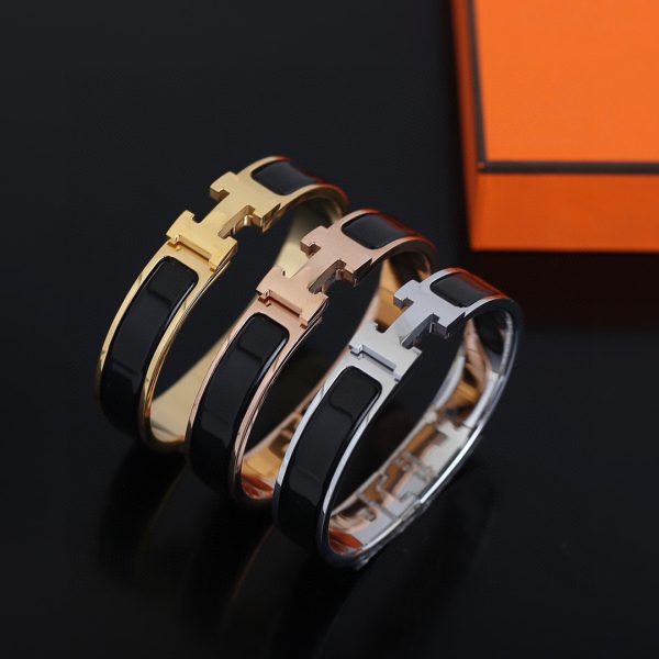 H Style Inspired Jewelry Clic H Bracelet Collection - Image 3