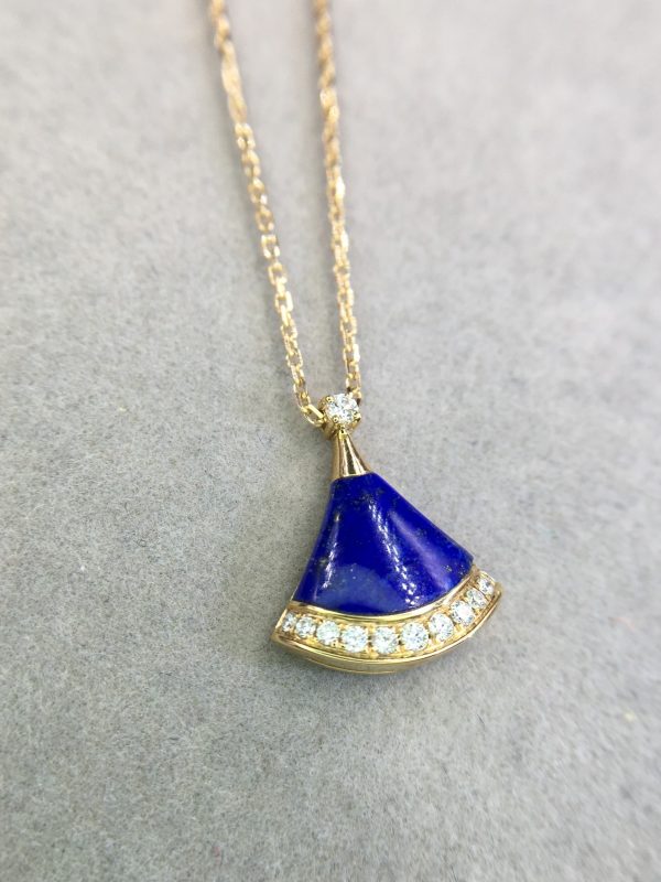 Divas' Dream Small Lapis Lazuli Pendant Necklace - Image 2