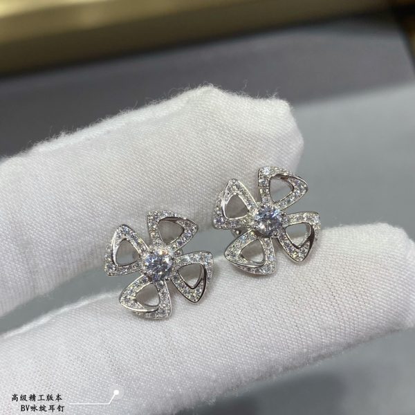 Italian Luxury Jewelry Fiorever Openwork Flower Stud Earrings (Premium Craftsmanship, 2 Finishes) - Image 5