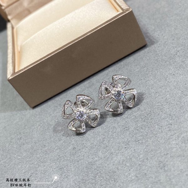 Italian Luxury Jewelry Fiorever Openwork Flower Stud Earrings (Premium Craftsmanship, 2 Finishes) - Image 3