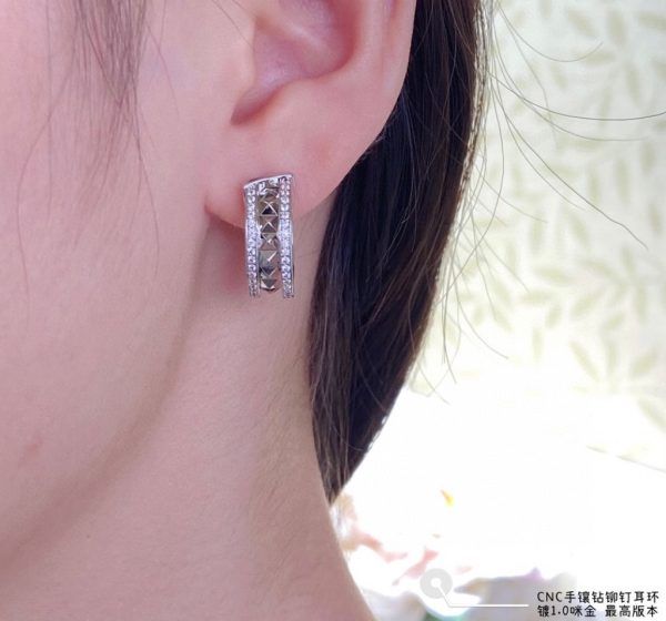 Italian Luxury Jewelry Rock Stud Earrings - Image 6