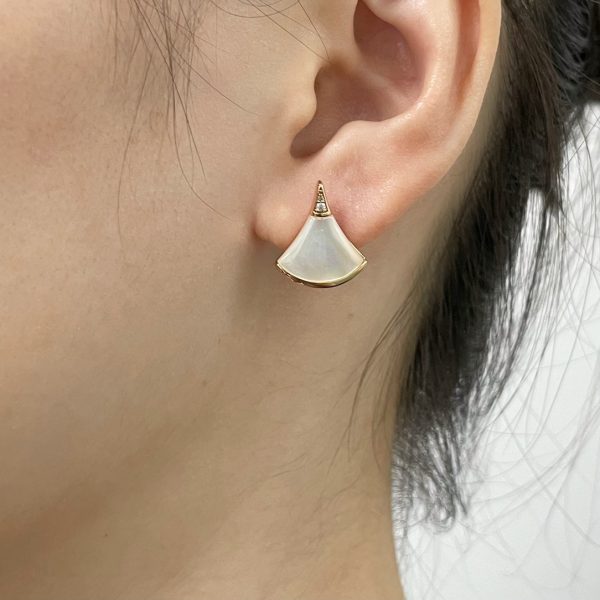 Divas' Dream Fan Stud Earrings (Premium Craftsmanship, 2 Colors) - Image 7