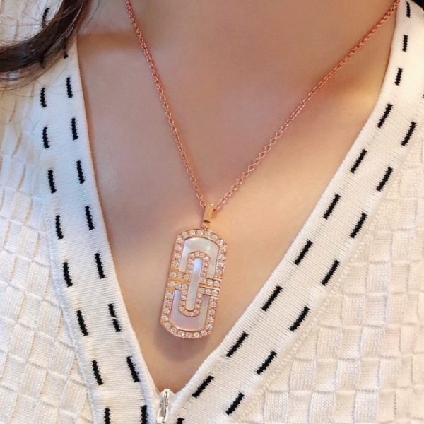 Parentesi Mother-of-Pearl Pendant Necklace - Image 6