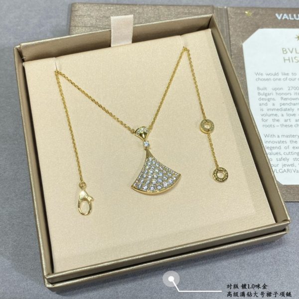 Divas' Dream Large Full Crystal Fan Pendant Necklace (Premium Craftsmanship, 3 Finishes) - Image 4