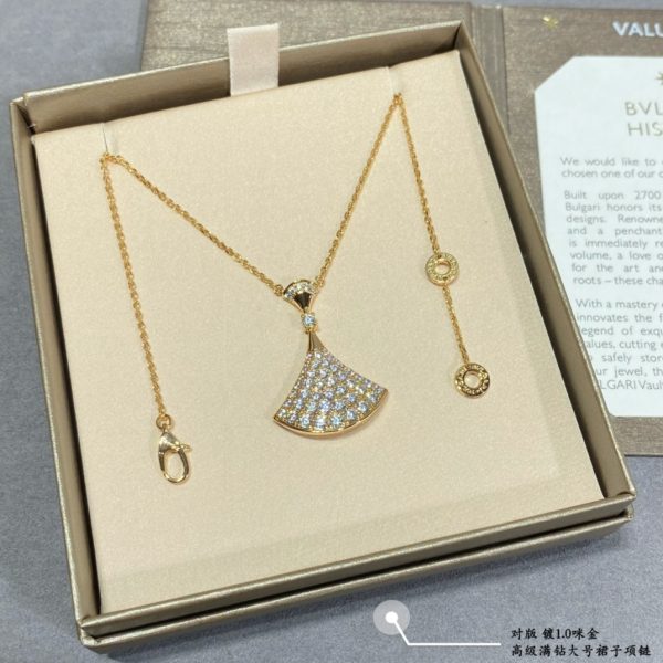 Divas' Dream Large Full Crystal Fan Pendant Necklace (Premium Craftsmanship, 3 Finishes) - Image 3
