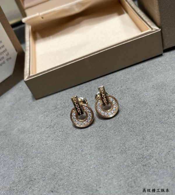 Parentesi Full Crystal Circle Stud Earrings (Premium CNC Craftsmanship, 2 Finishes) - Image 4