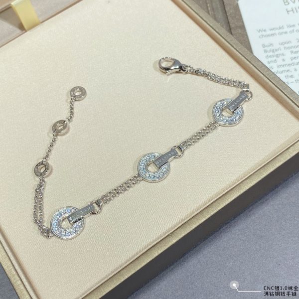 Parentesi Full Crystal Bracelet (Premium CNC Craftsmanship, 2 Finishes) - Image 3