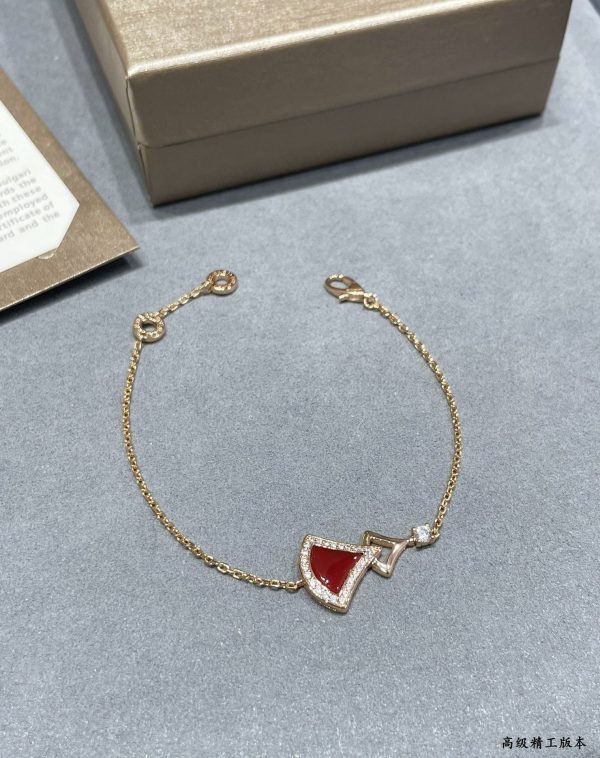 Divas' Dream Fan Charm Bracelet (Premium Craftsmanship, 3 Colors) - Image 2