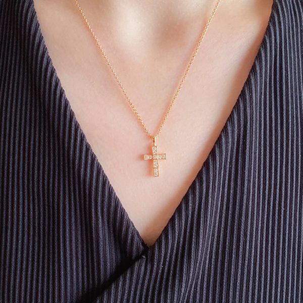 Full Crystal Cross Pendant Necklace (Premium Craftsmanship, 2 Finishes) - Image 5