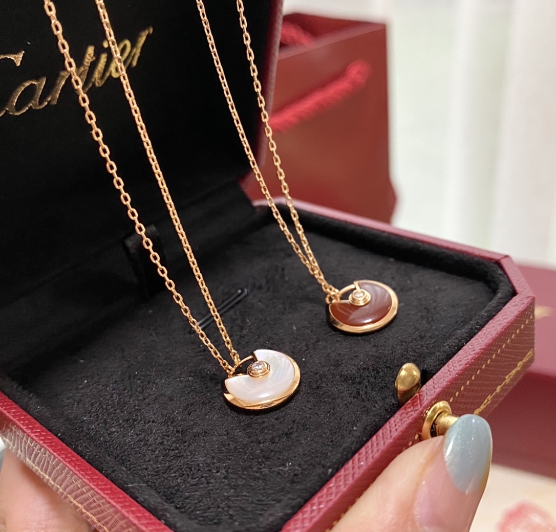 Love Style Jewelry Pendant Necklace (Premium Version, 2 Gemstone Variations)