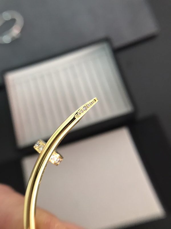 Screw Motif Jewelry Juste un Clou Narrow Bangle with Top Crystals (Premium Version, 3 Finishes) - Image 6