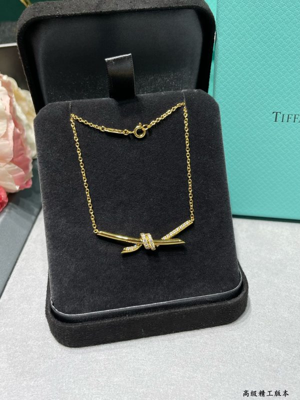 Minimalist Luxury Jewelry Knot Pendant Necklace (Premium CNC Version, Multiple Finishes & Stone Options) - Image 3