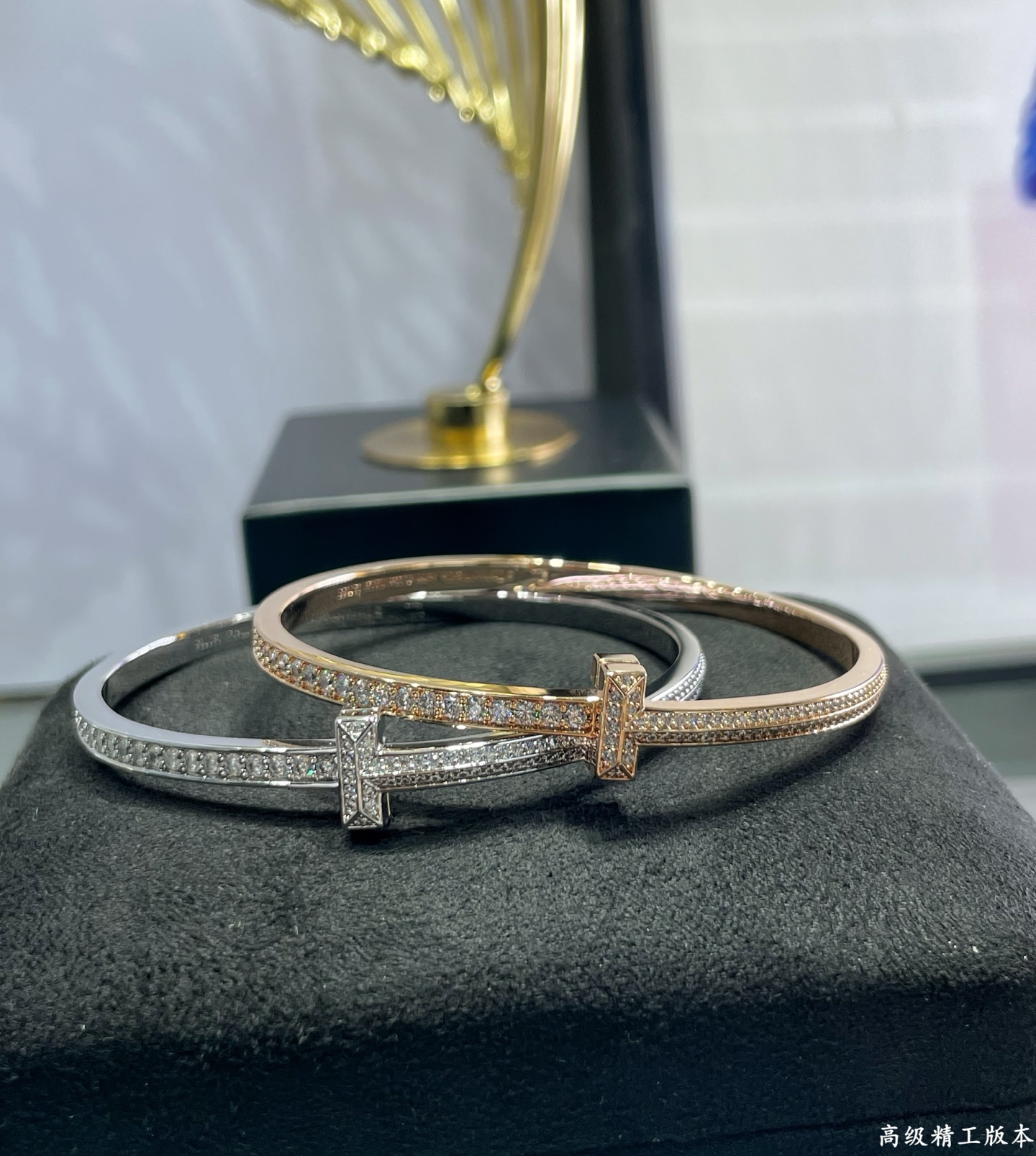 Minimalist Luxury Jewelry T1 Full Crystal Bangle (Premium V-Gold Version, 2 Finishes)