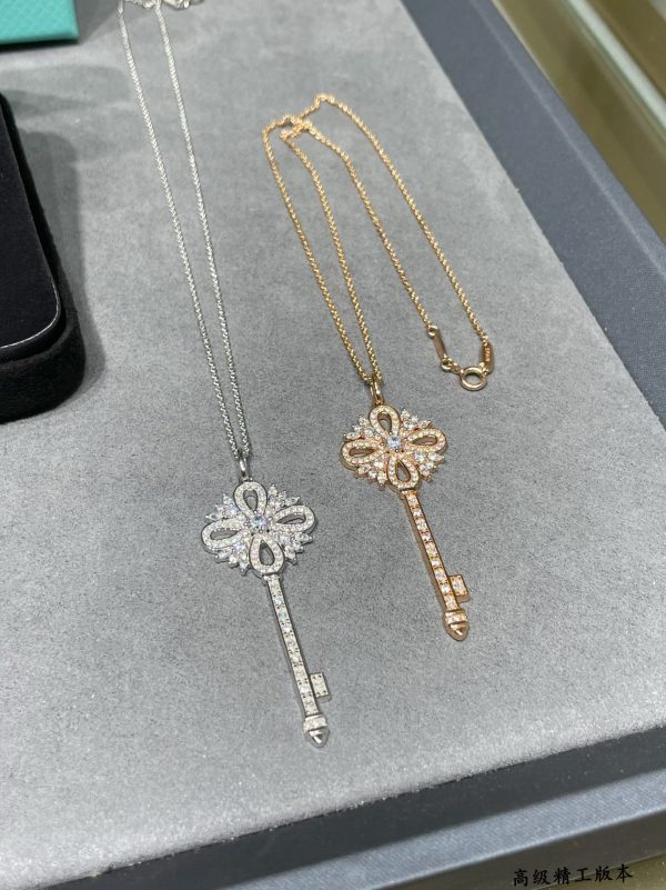 New York Style Jewelry Enchant Key Pendant Necklace (Premium S925 Version, 2 Finishes) - Image 2