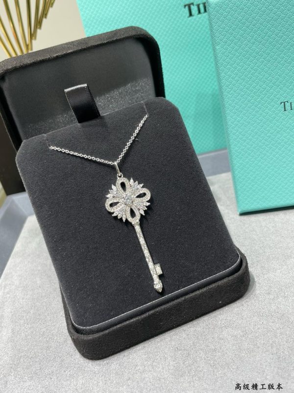 New York Style Jewelry Enchant Key Pendant Necklace (Premium S925 Version, 2 Finishes) - Image 3