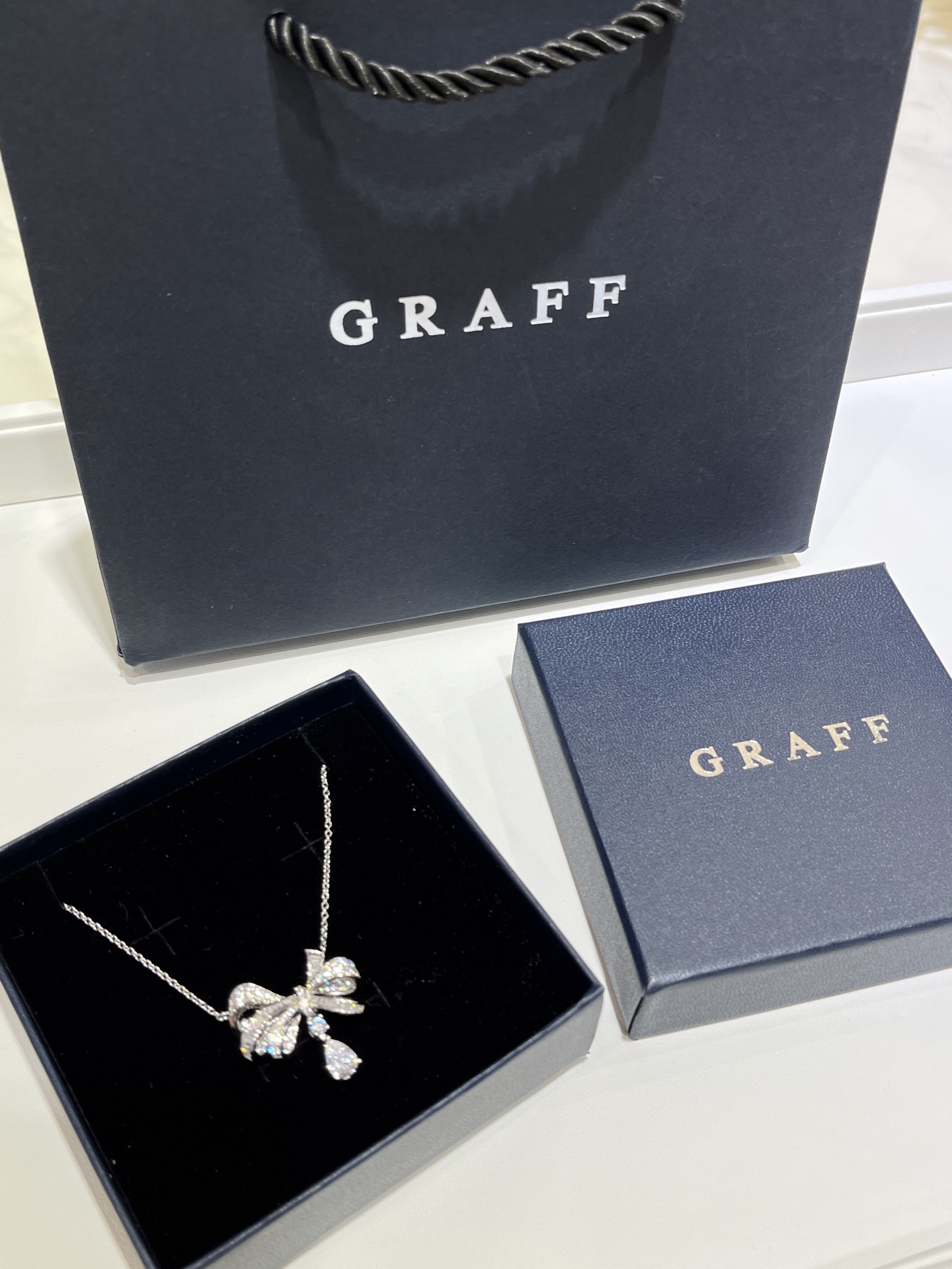 Bow & Teardrop Pendant Necklace (Premium Version)
